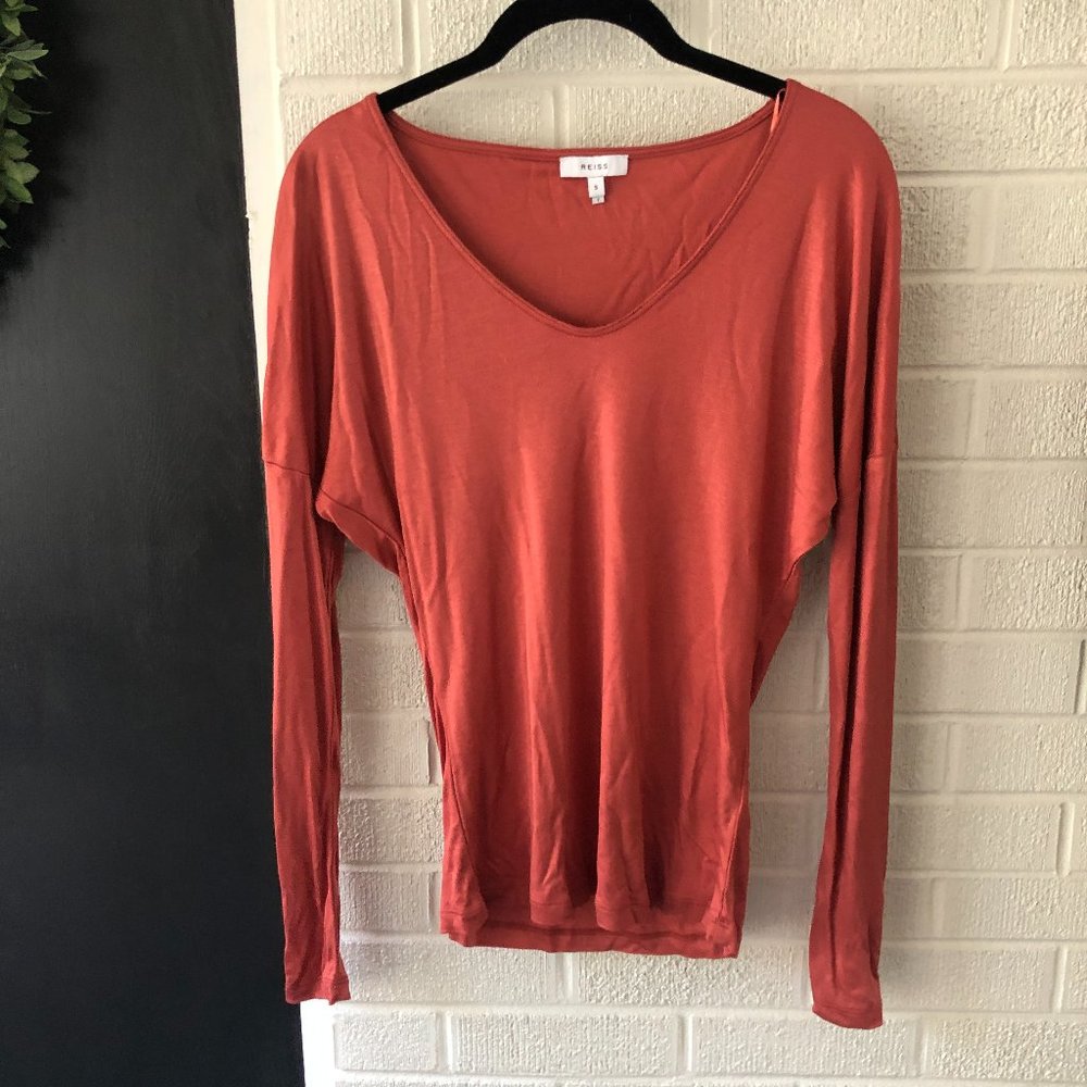 Reiss Drop Sleeve Rounded Vneck Coral/dusty rose long sleeve shirt, small